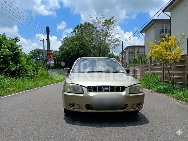 Hyundai Accent 2000 photo 2