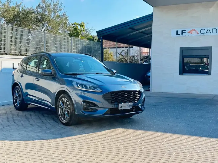 Ford Kuga 2022 photo 3
