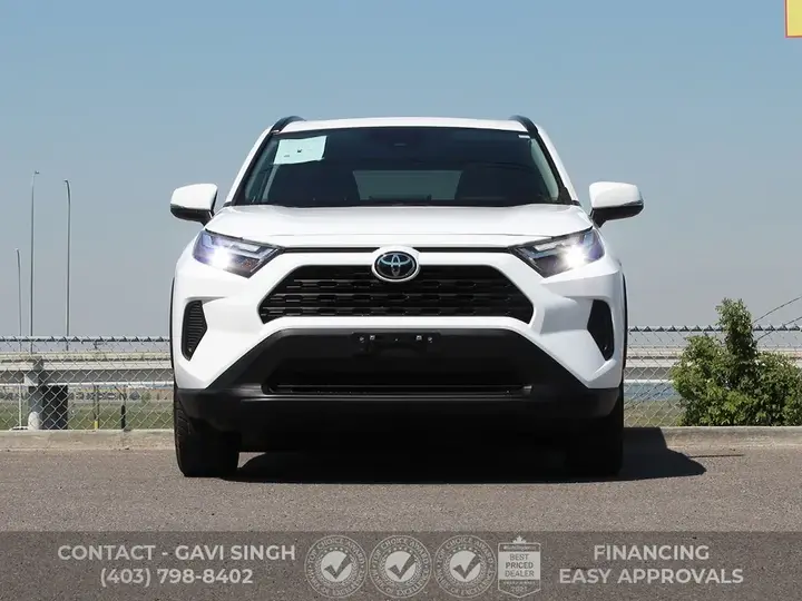 Toyota Rav4 2023 photo 2