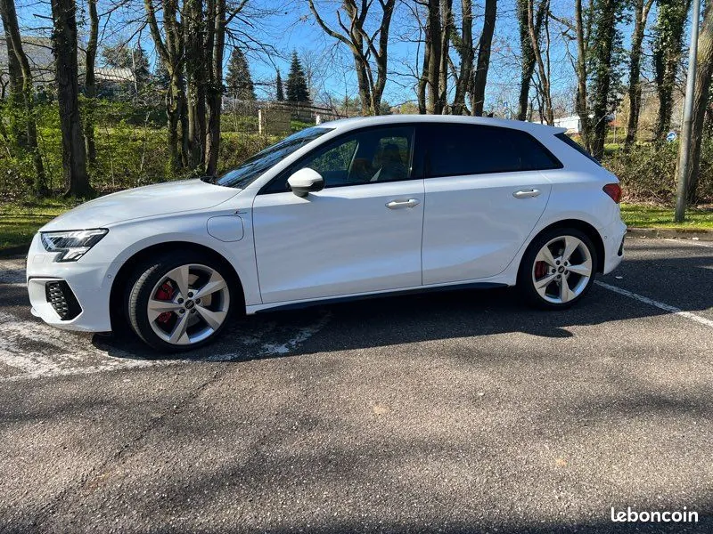 Audi A3 2022 photo 2