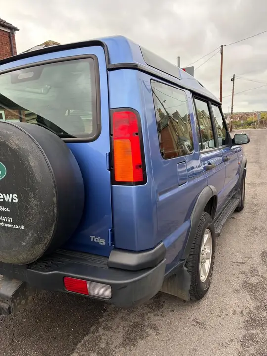 Land Rover Discovery 2003 photo 3