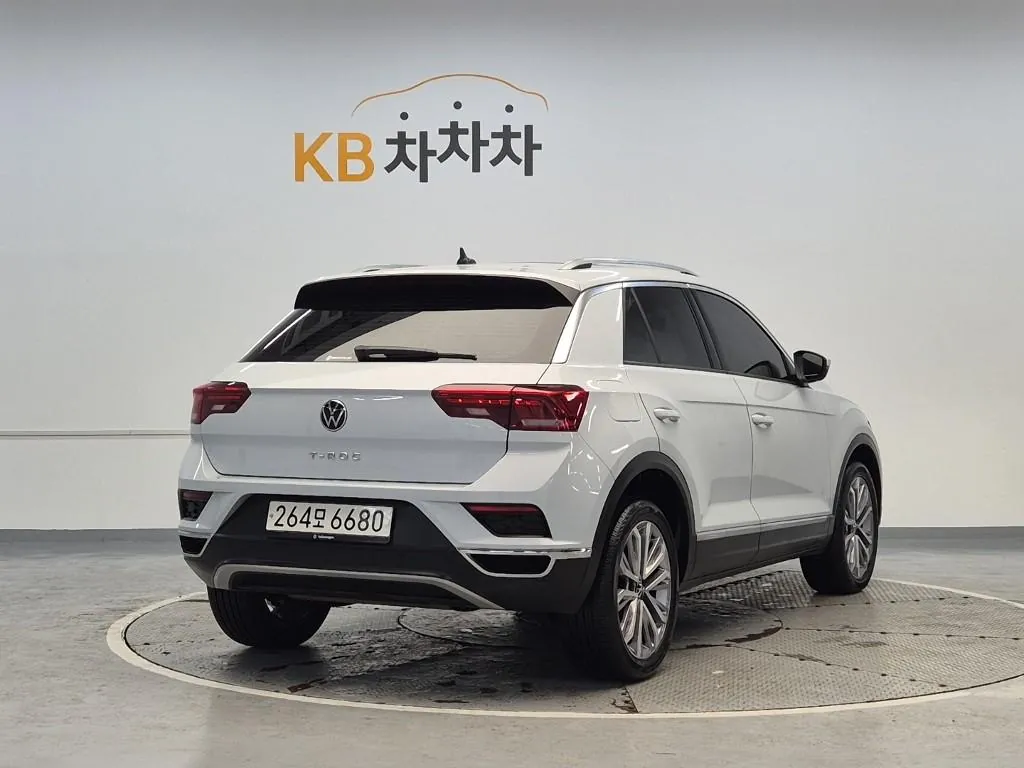 Volkswagen Tiguan 2021 photo 3