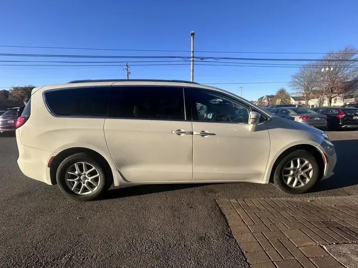 Chrysler Pacifica 2021 photo 4