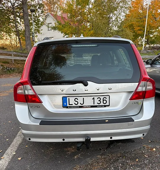 Volvo V70 2012 photo 3