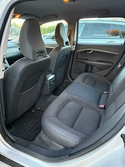 Volvo V70 2012 photo 4