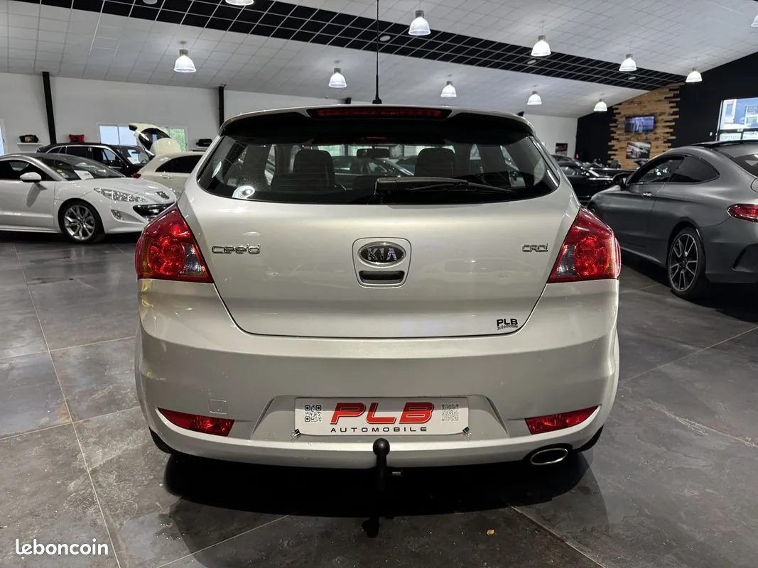 Kia Ceed 2009 photo 5