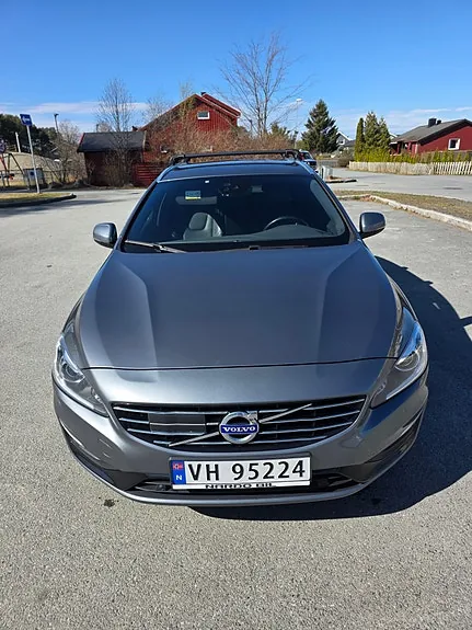 Volvo V60 2018 photo 2