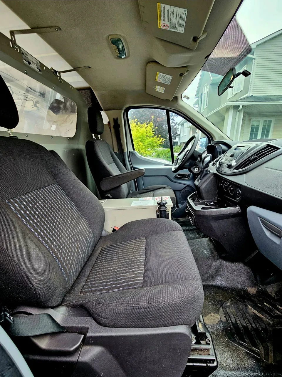 Ford Transit 2015 photo 3