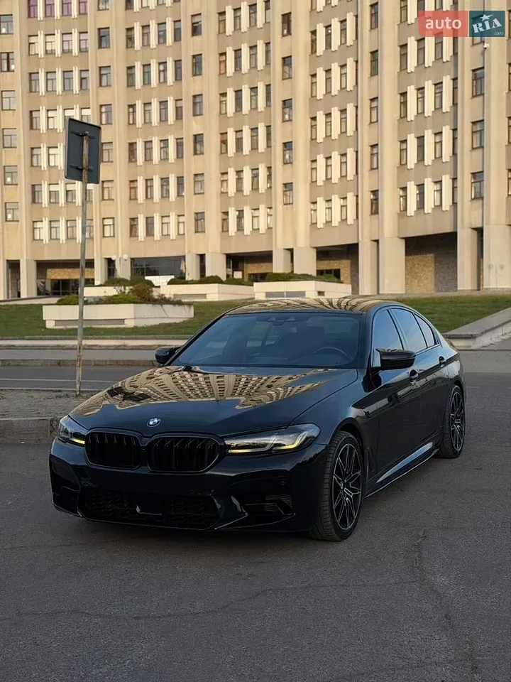 BMW 5 Series 2017 photo 2