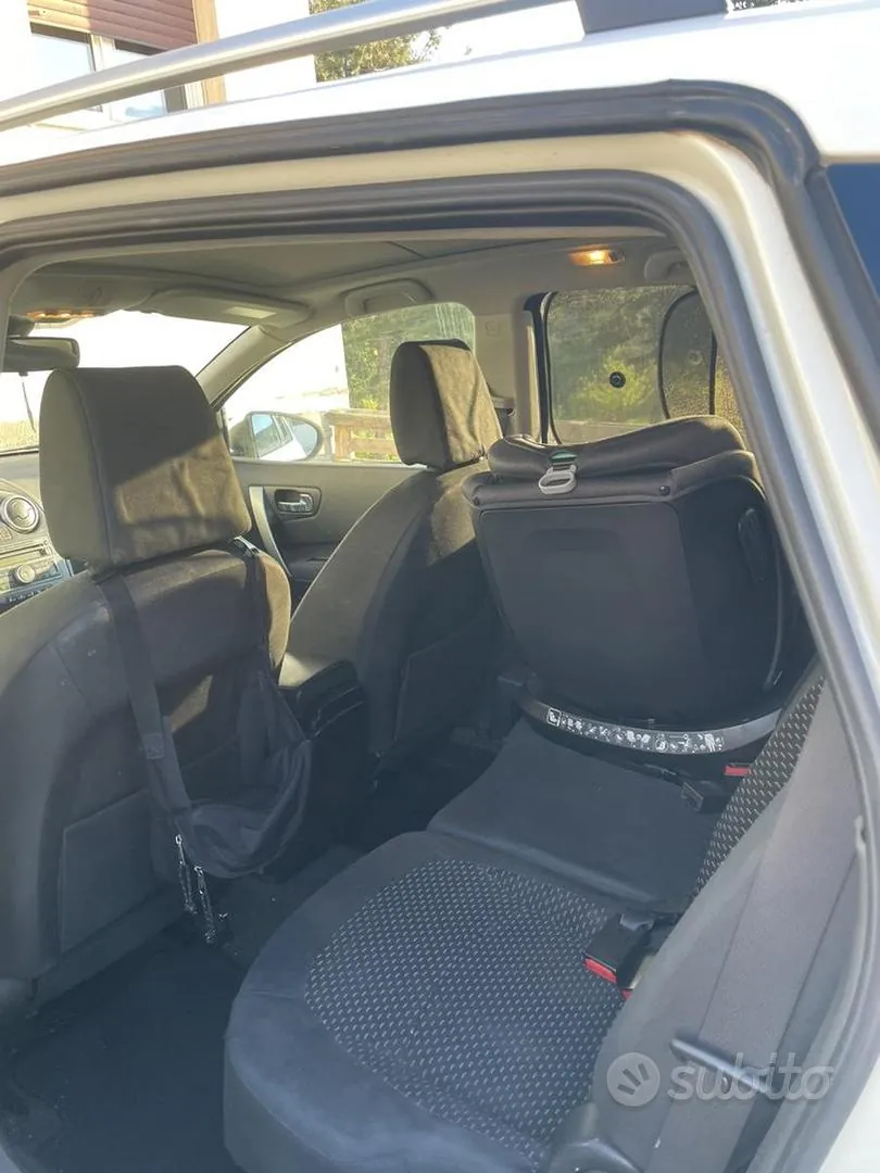 Nissan Qashqai 2010 photo 4