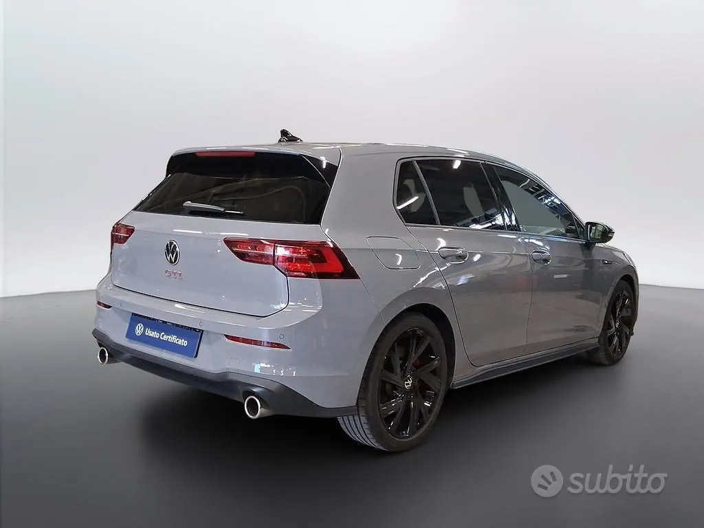 Volkswagen Golf 2023 photo 2