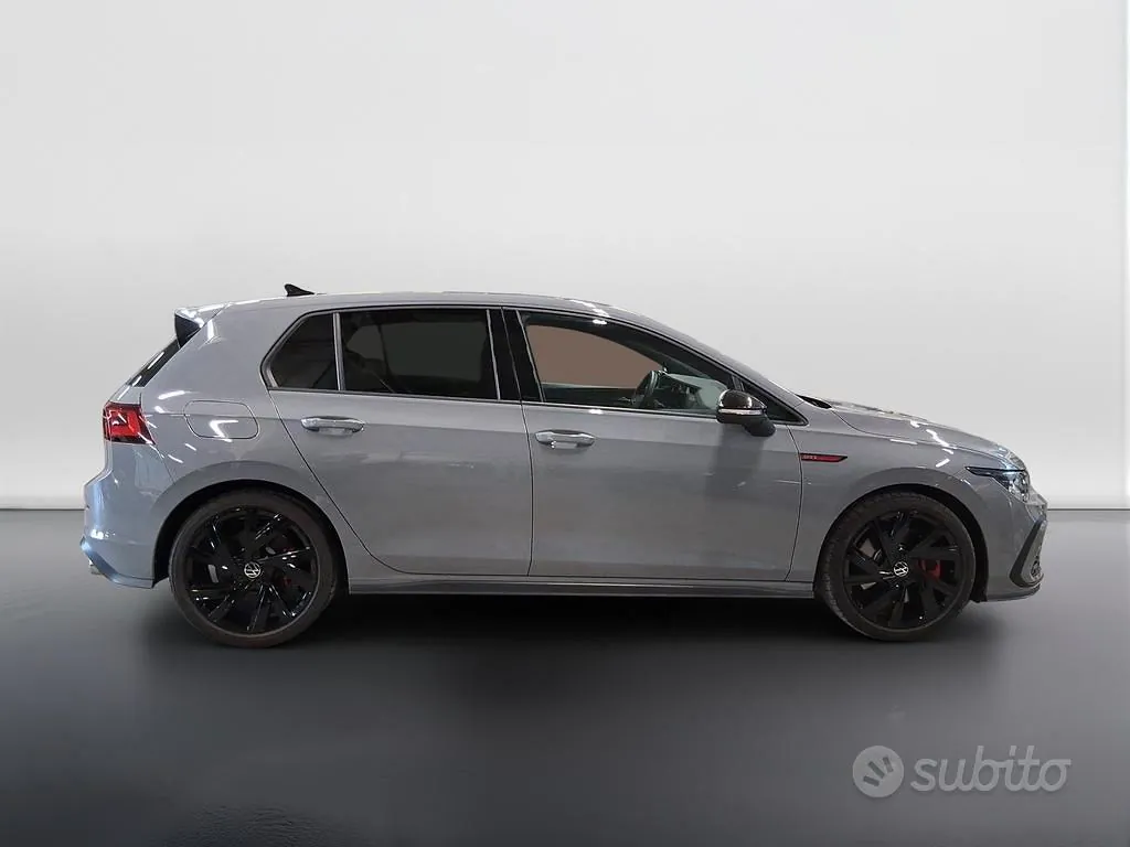 Volkswagen Golf 2023 photo 3