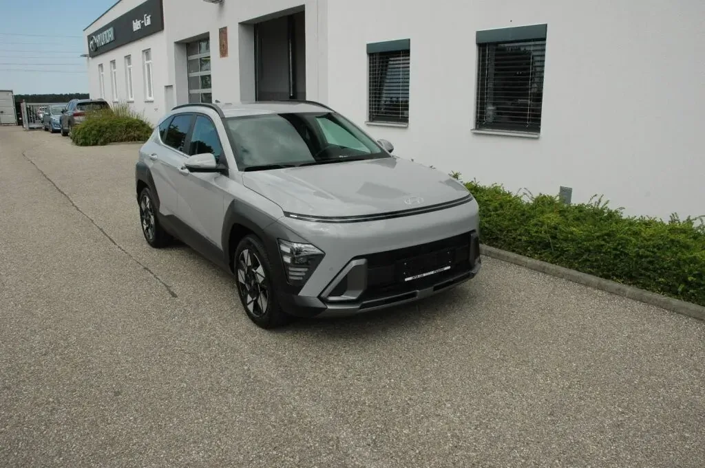 Hyundai Kona 2023 photo 2