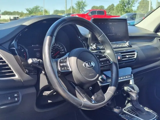 Kia Seltos 2021 photo 2