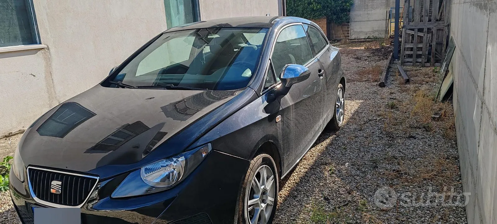 Seat Ibiza 2010 photo 2