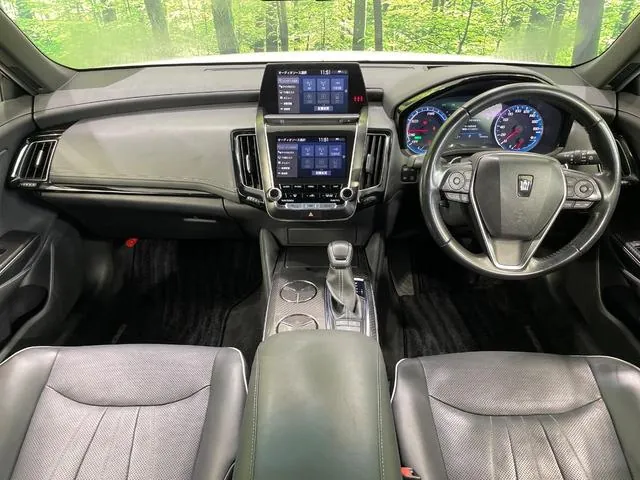 Toyota Crown Hybrid Rs Advance Fw4Wd 2018 photo 2