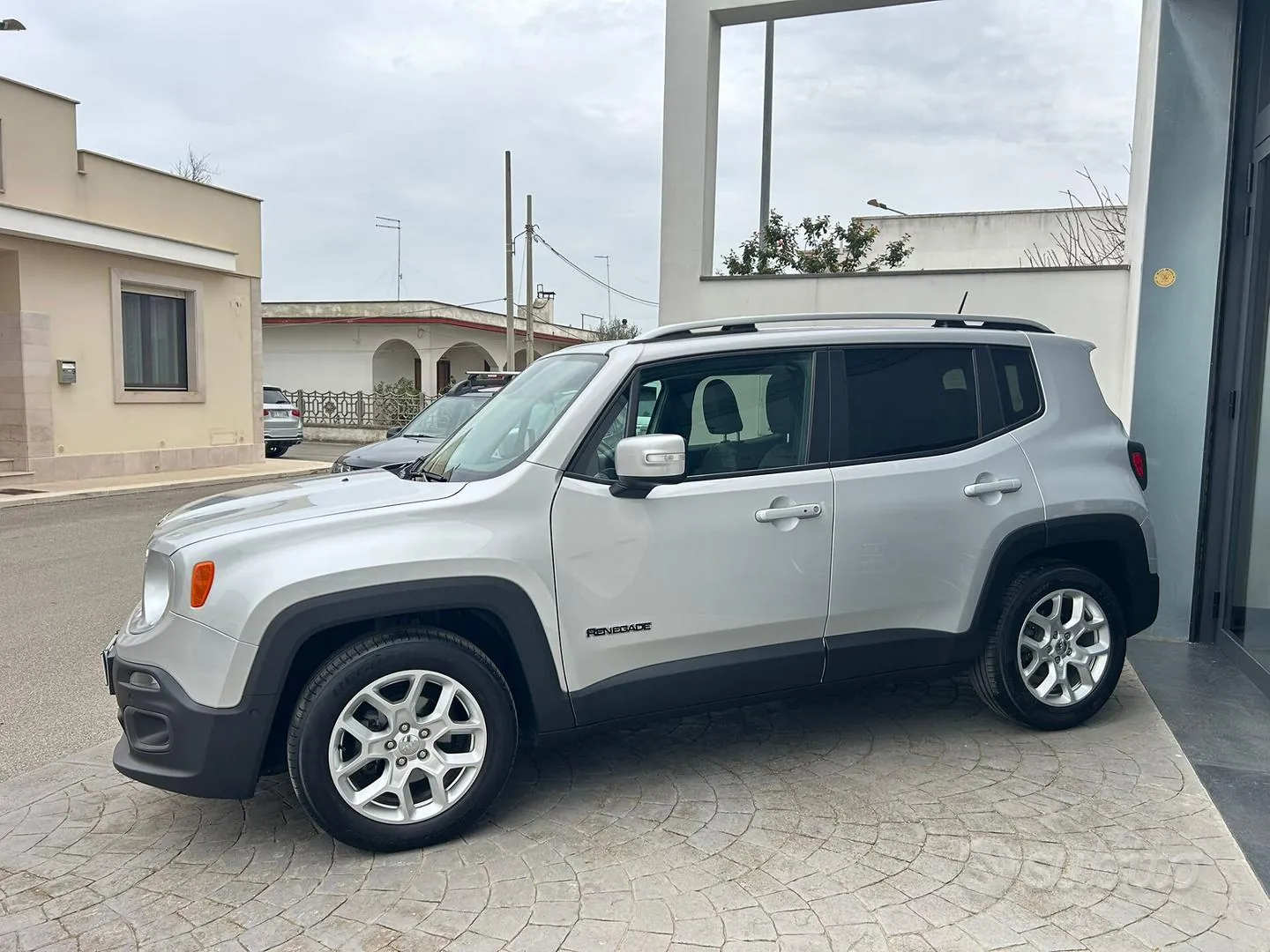 Jeep Renegade 2017 photo 4
