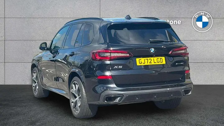 BMW X5 2022 photo 2