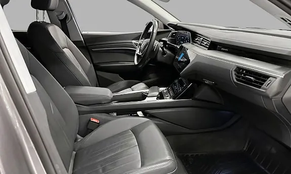 Audi E-Tron 2021 photo 5