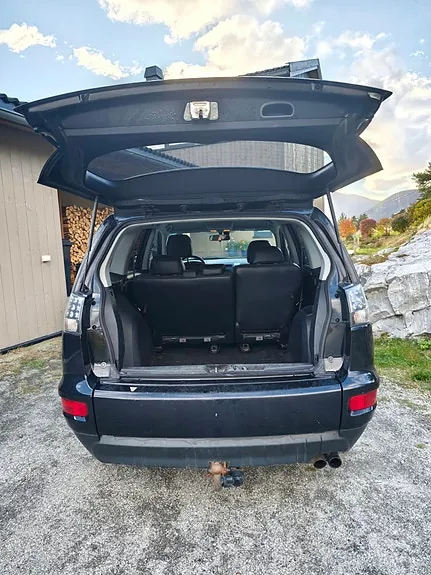 Mitsubishi Outlander 2010 photo 4