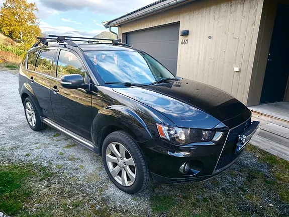Mitsubishi Outlander 2010 photo 3