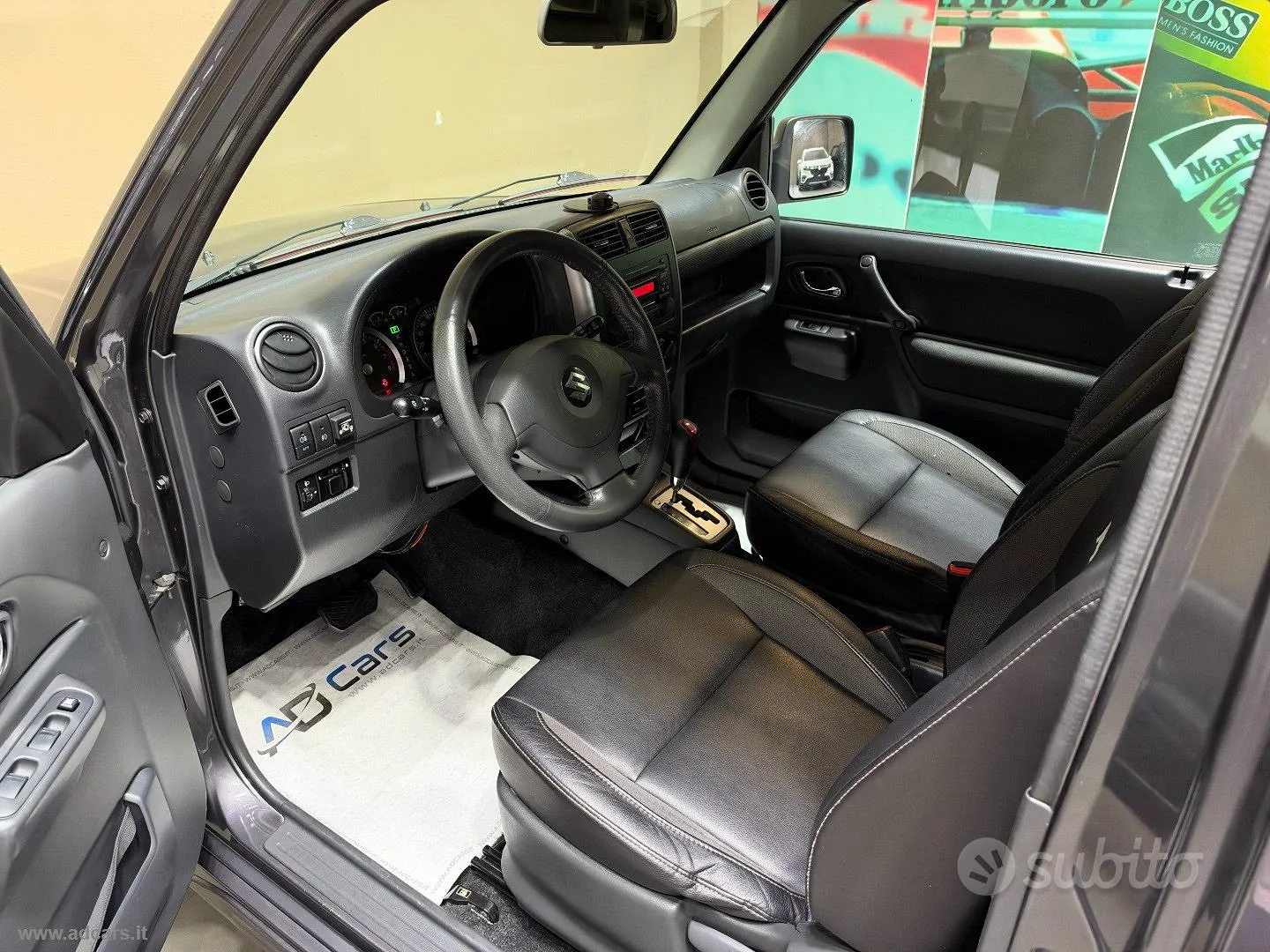 Suzuki Jimny 2011 photo 4