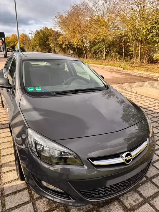 Opel Astra J
