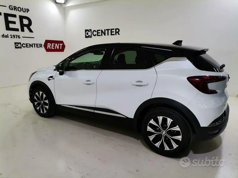 Renault Captur 2024 photo 4