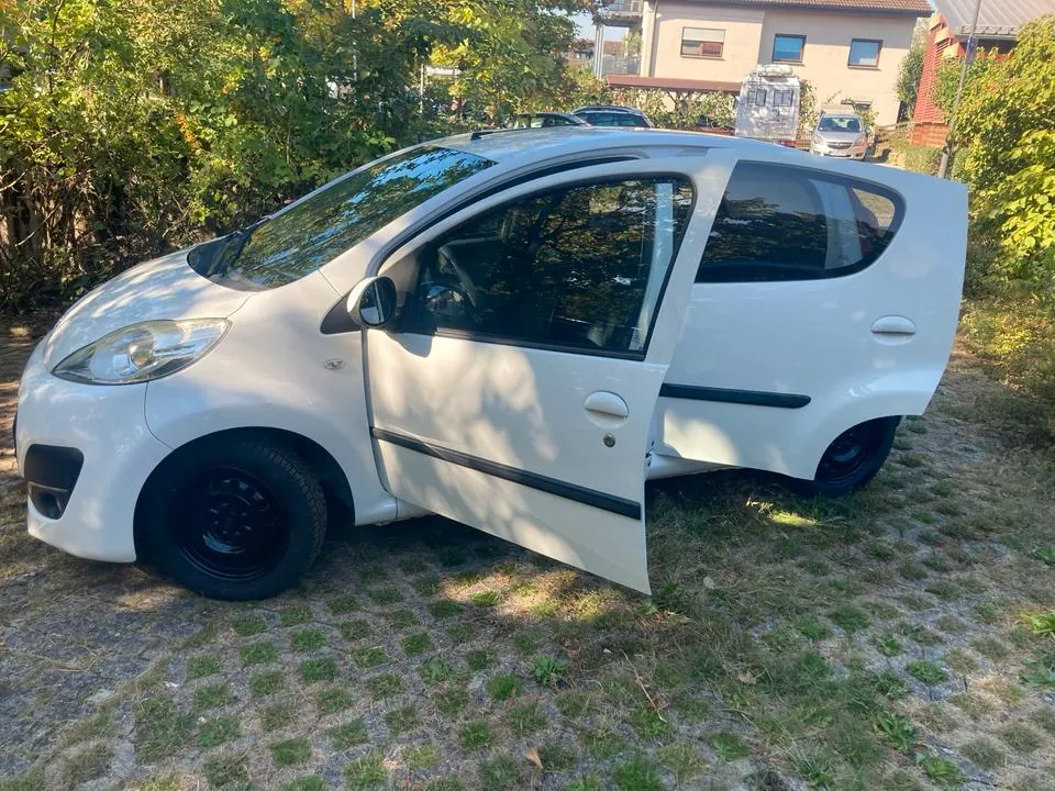 Peugeot 107