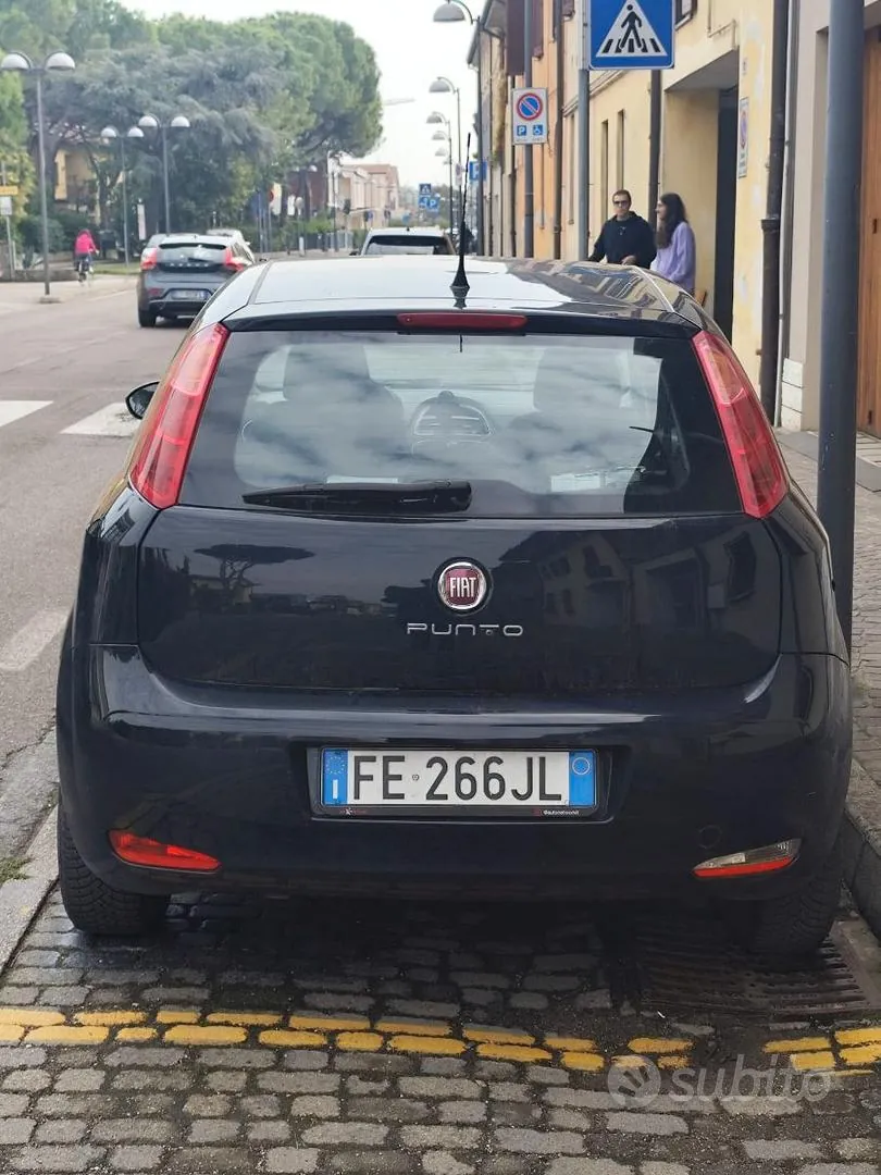 Fiat Punto 2016 photo 2
