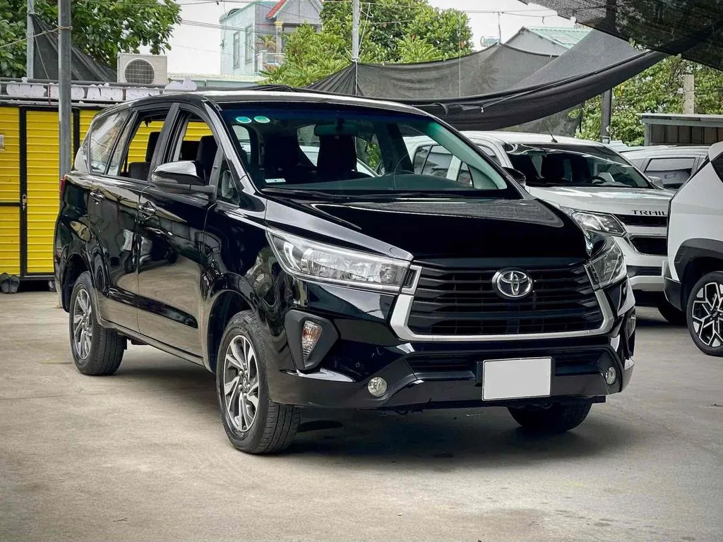 Toyota Innova 2021 photo 3