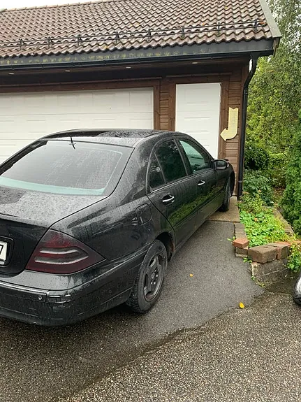 Mercedes-Benz C-Class 2003 photo 3