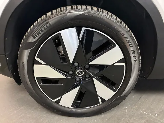 Volvo Xc40 2024 photo 5