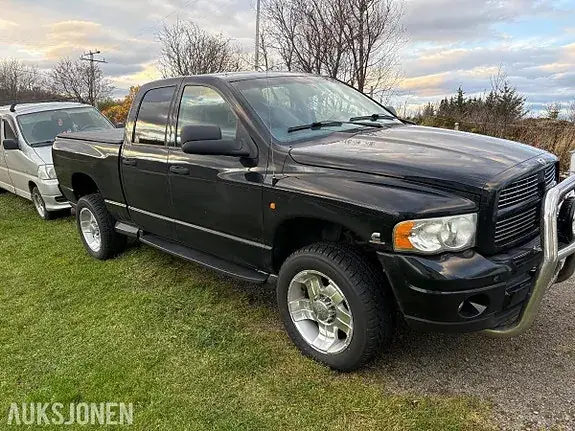 Dodge Ram 2003 photo 2