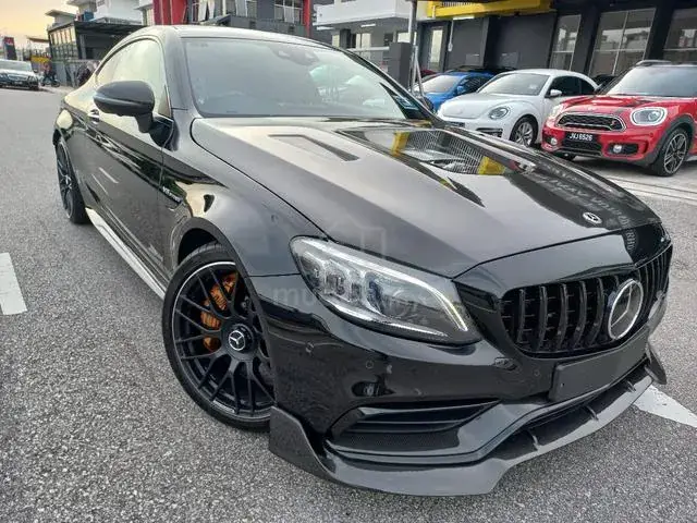 Mercedes-Benz C63 S