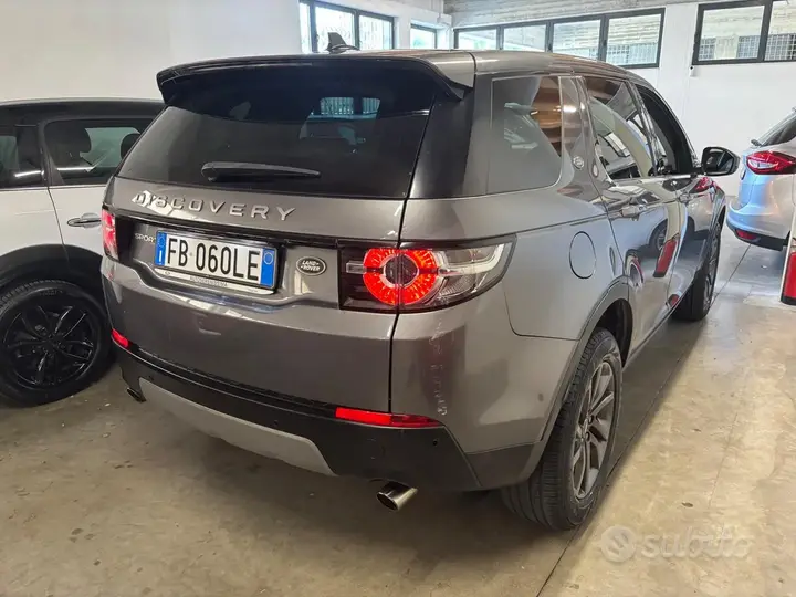 Land Rover Discovery Sport 2015 photo 4