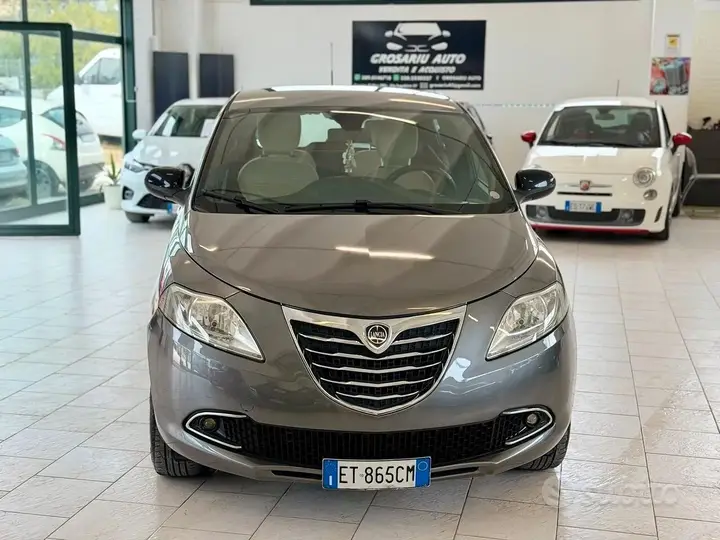 Lancia Ypsilon 2014 photo 3