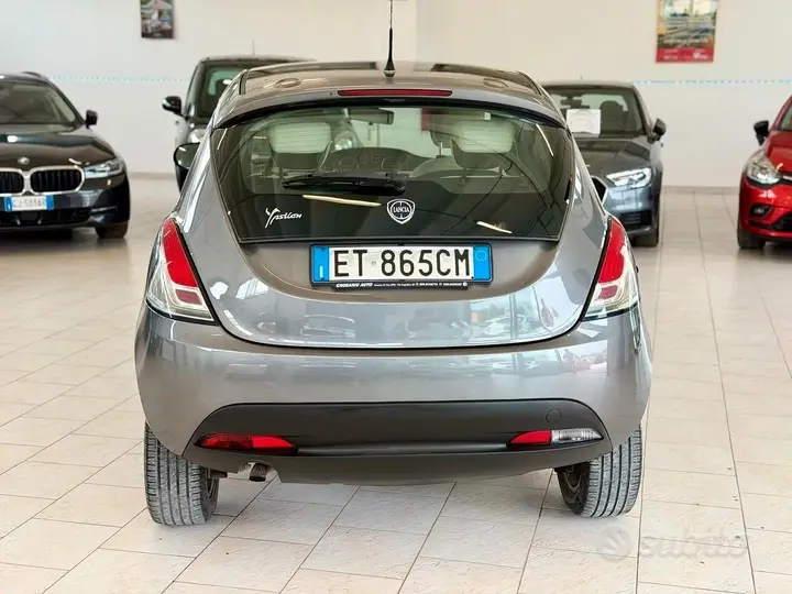 Lancia Ypsilon 2014 photo 5