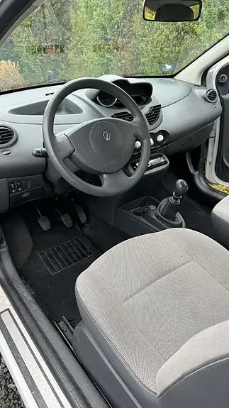 Renault Twingo 2011 photo 2