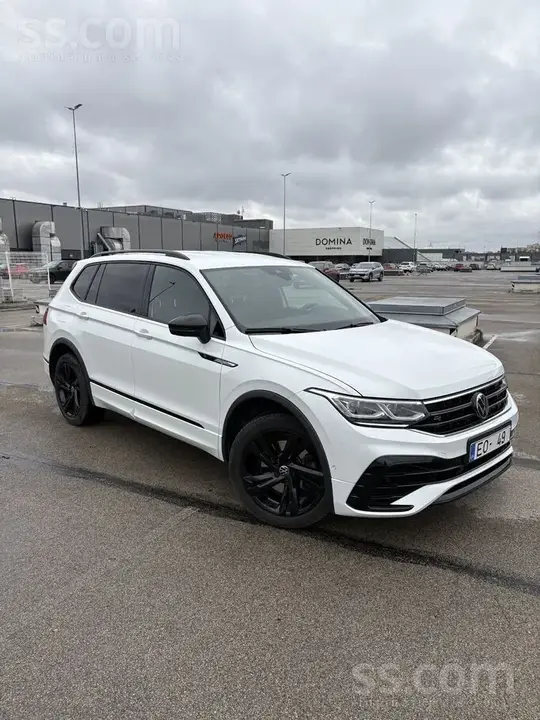 Volkswagen Tiguan Allspace 2024 photo 4