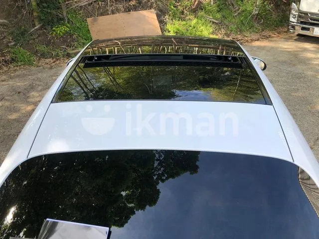 Mercedes-Benz C200 2025 photo 5