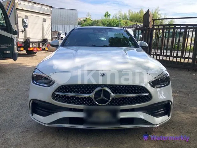 Mercedes-Benz C200 2025 photo 2
