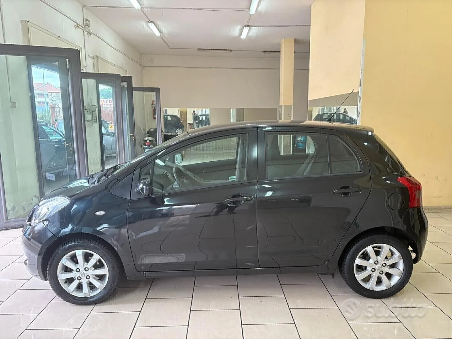 Toyota Yaris 2007 photo 4