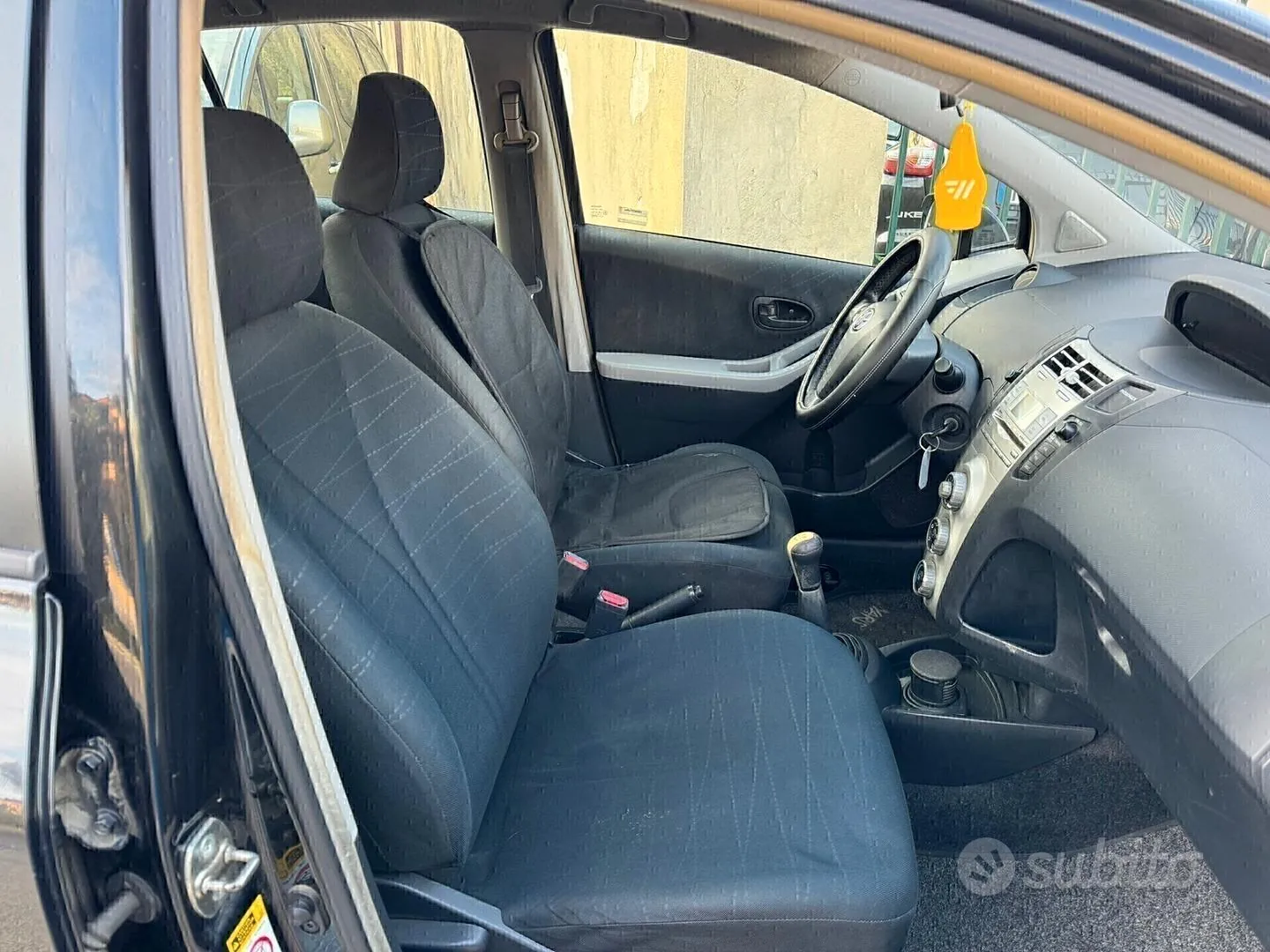 Toyota Yaris 2007 photo 5