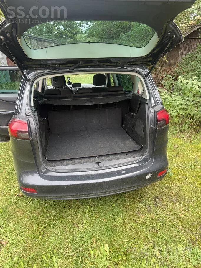Opel Zafira 2016 photo 3