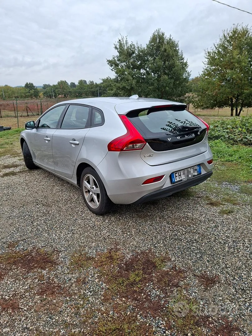 Volvo V40 2017 photo 4