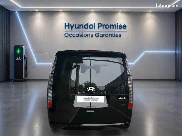 Hyundai Staria 2026 photo 4