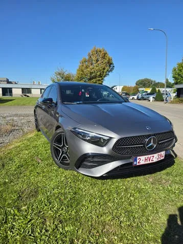 Mercedes-Benz A180