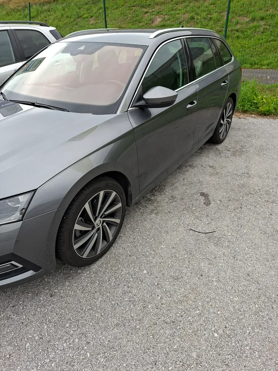Skoda Octavia 2023 photo 3