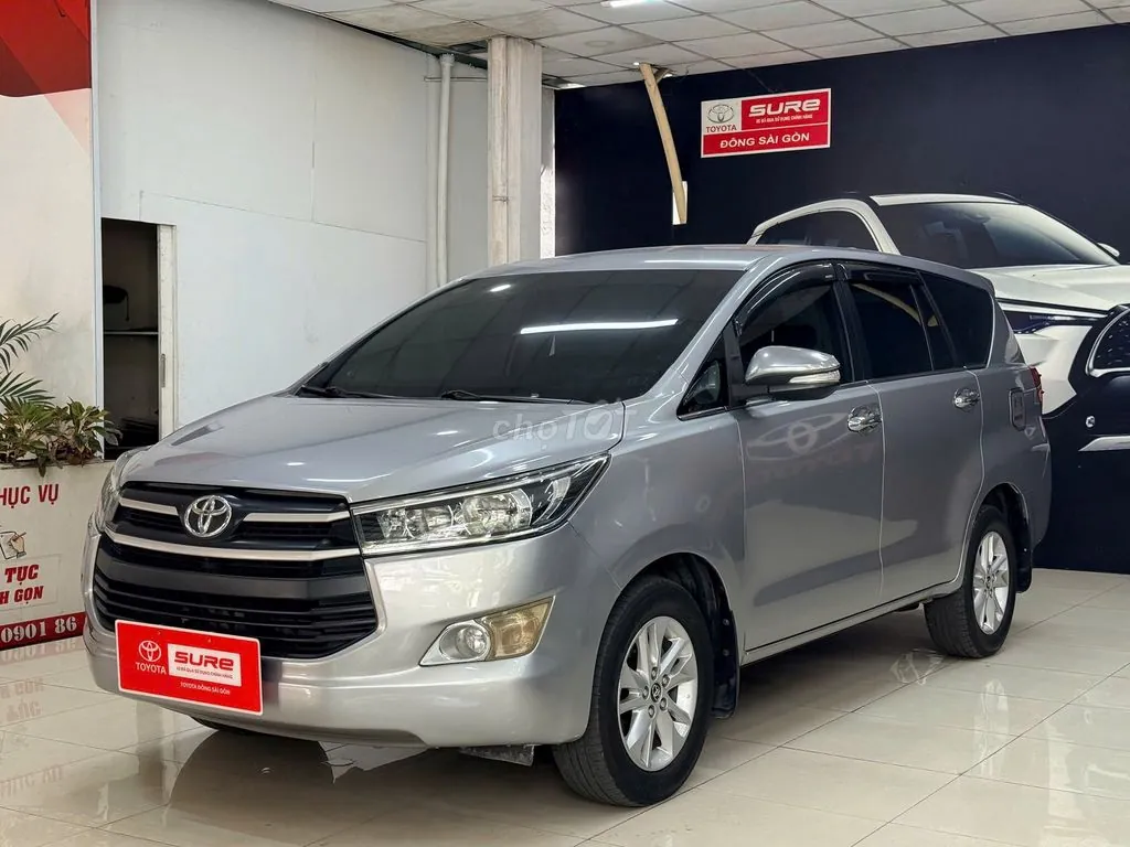 Toyota Innova 2017 photo 2